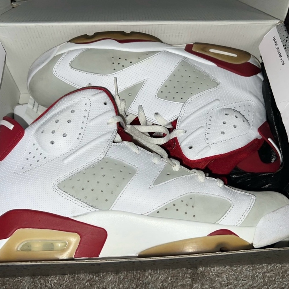 Maroon 6s